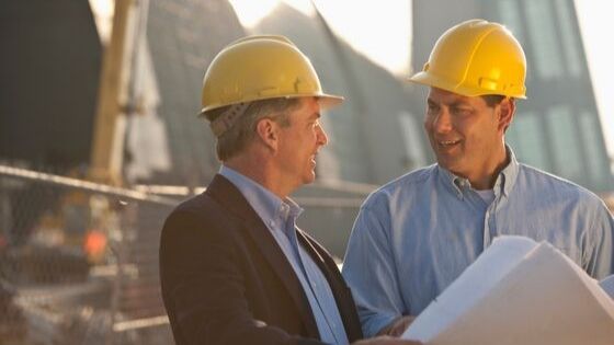 tips for hiring commercial contractors - Headwaters Construction Inc.